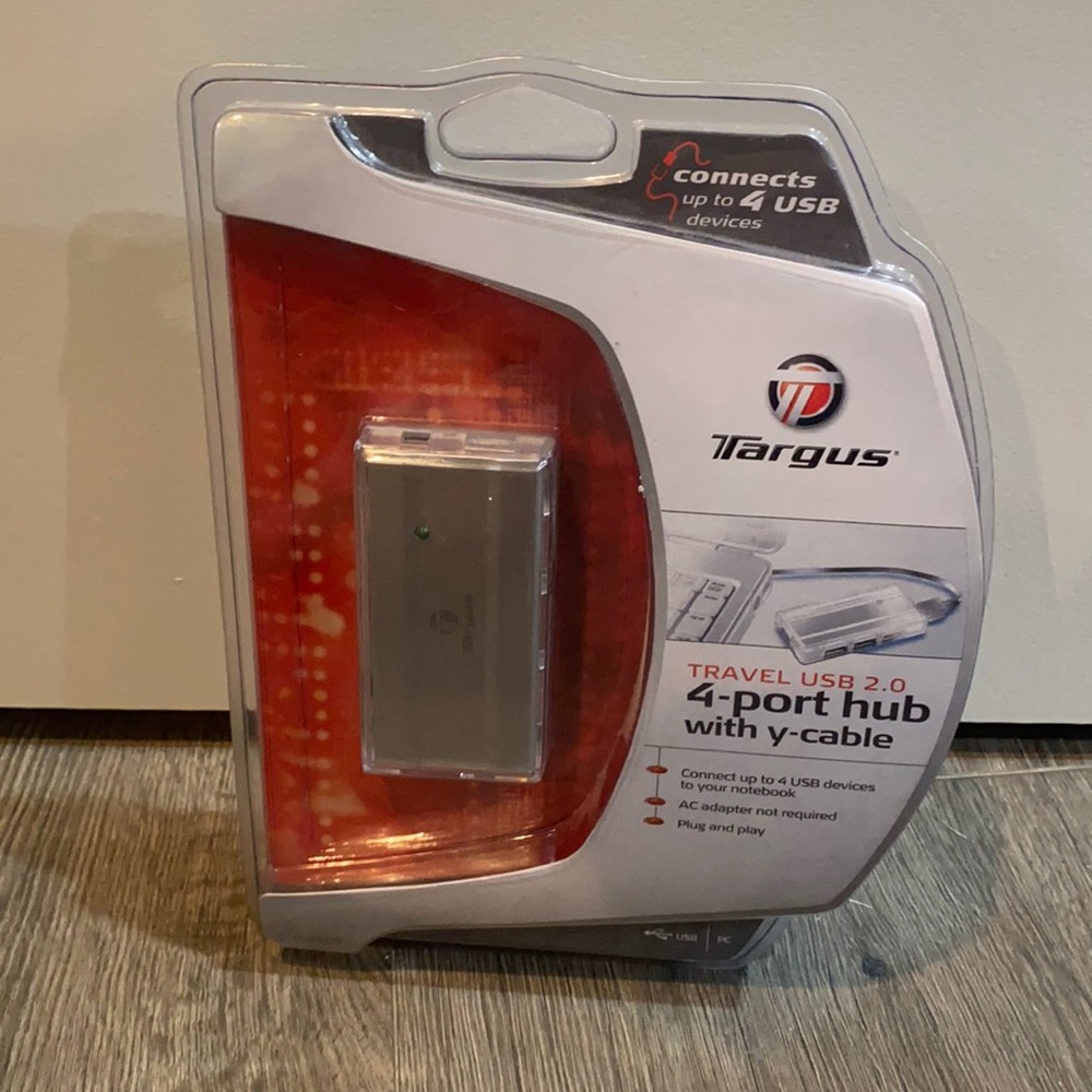Targus Travel USB 2.0 4-Port Hub with Y-Cable